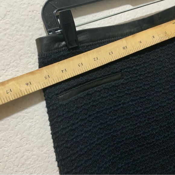 REBECCA TAYLOR, Black Boucle Tweed and Leather Mini Skirt, Size 6 - Picture 9 of 9